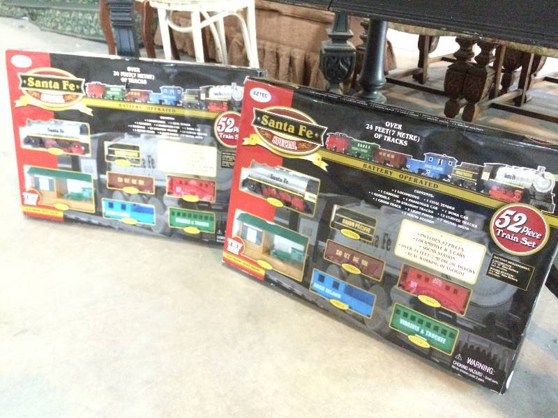lot 86 image: Two Battery Operated Train Sets New In box