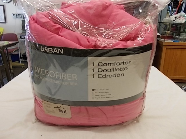 Twin Size Comforter
