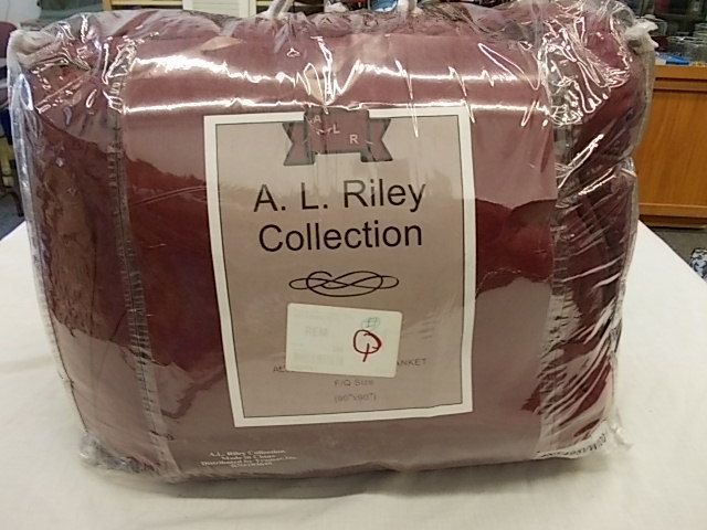 FullQueen Blanket