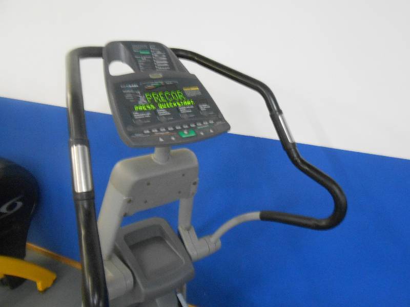 Precor EFX 546i Commercial Grade Incline Elliptical