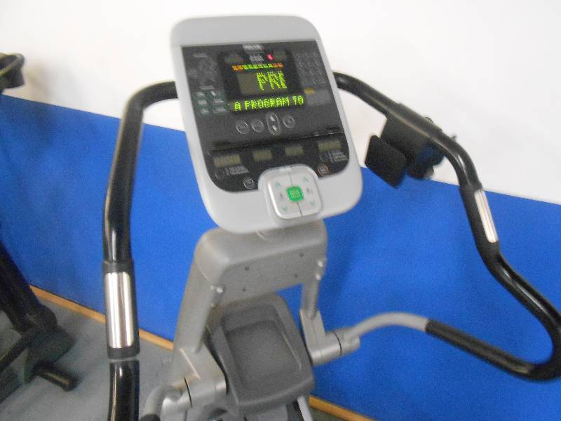 Precor 546 Elliptical  Experience Series