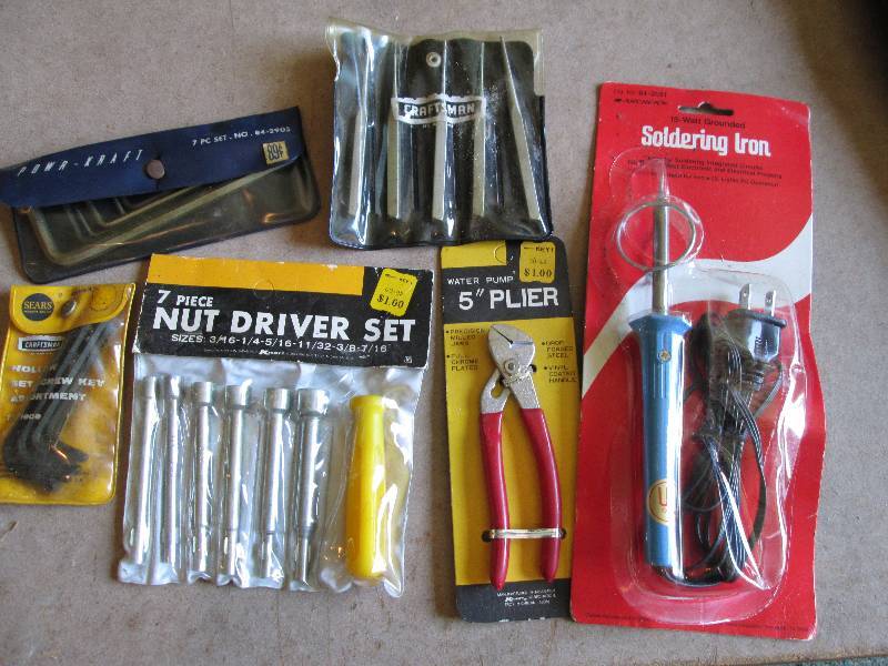 Lot of assorted new tools...