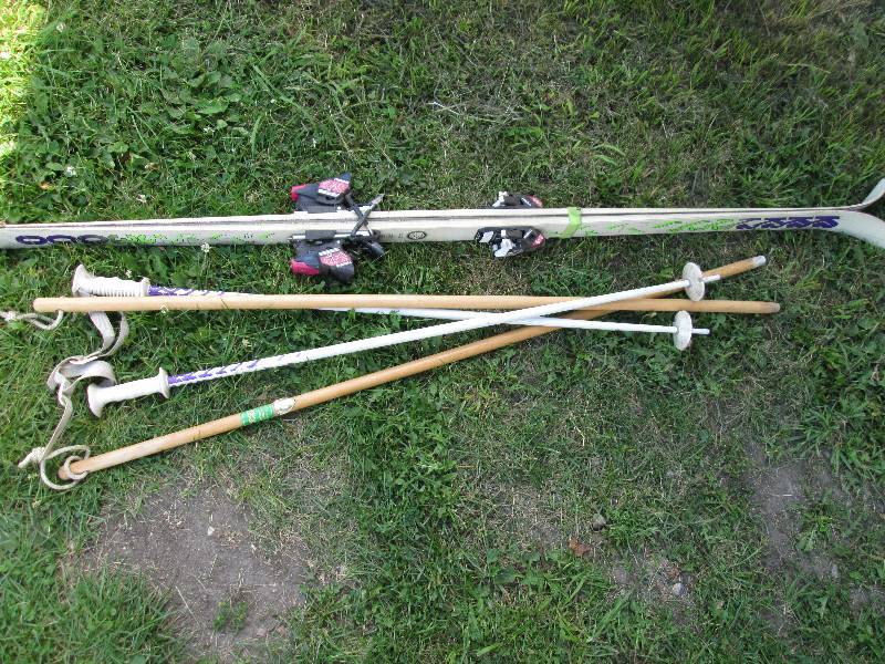 Pair of skis - they have a binder s...
