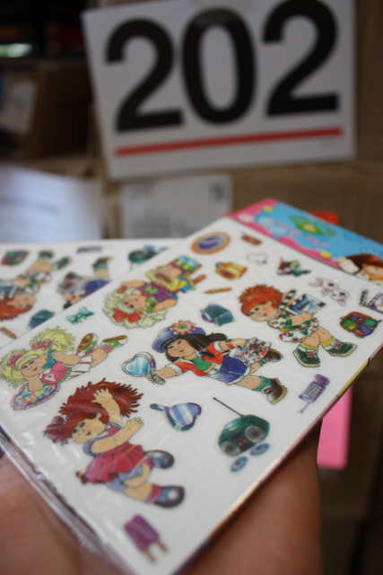 lot 202 image: Cabbage Patch Cling Set