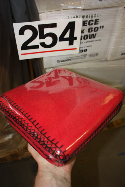 lot 254 image: Fleece Throw