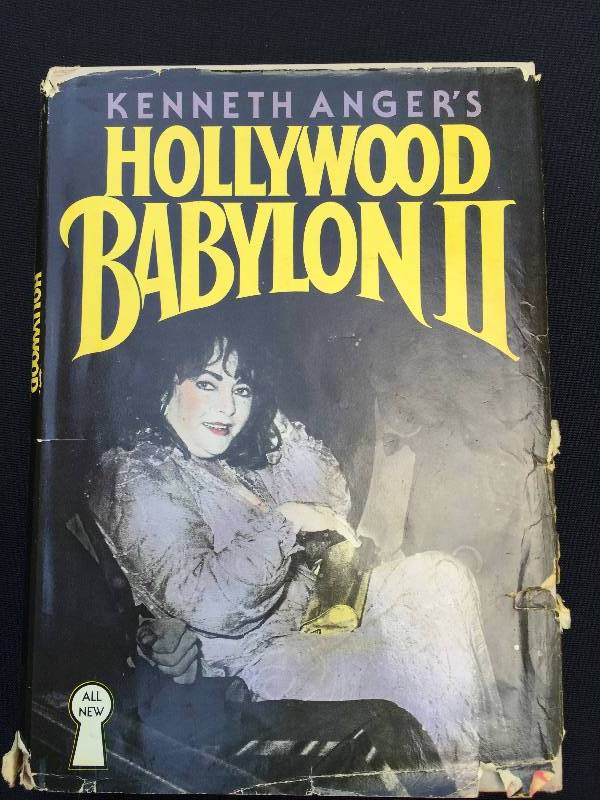 Hollywood Babylon. Highly Collectible vintage book.
