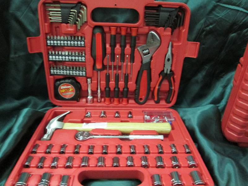 lot 2 image: Ultra-tough ultra steel 110 Piece 1...