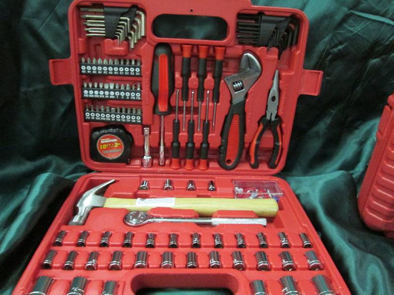 lot 3 image: Ultra-tough ultra steel 110 Piece 1...
