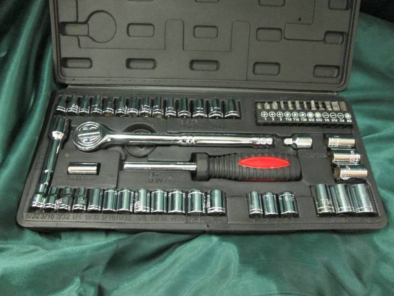 lot 20 image: Ultra tough ultra steel 54 piece 1...