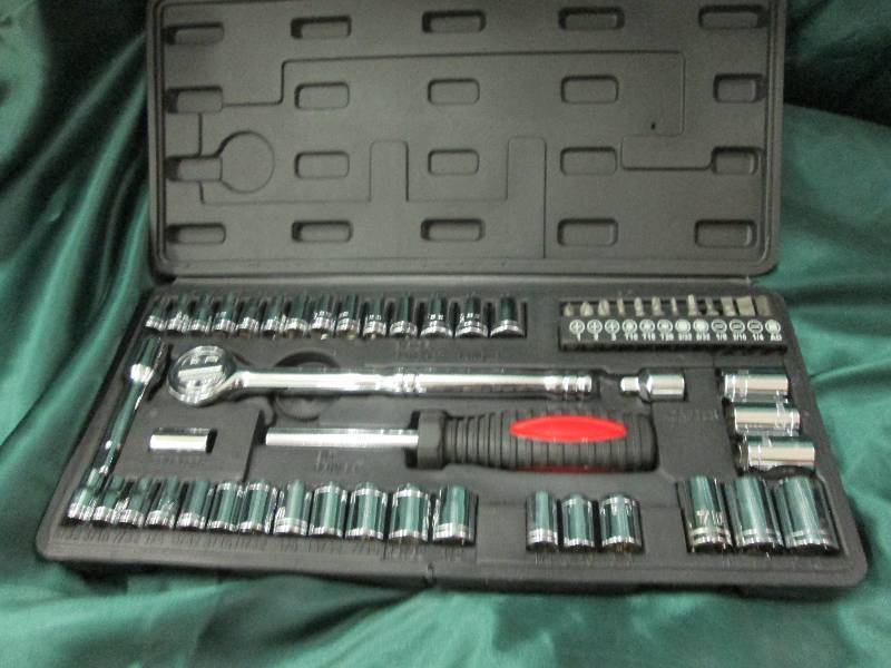 lot 22 image: Ultra tough ultra steel 54 piece 1...