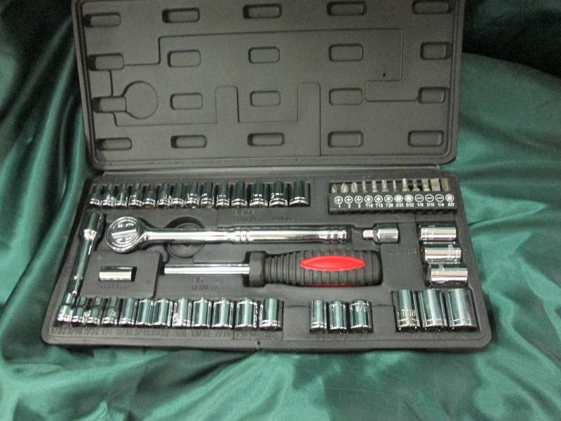 lot 26 image: Ultra tough ultra steel 54 piece 1...