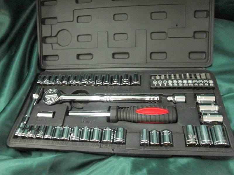 lot 29 image: Ultra tough ultra steel 54 piece 1...
