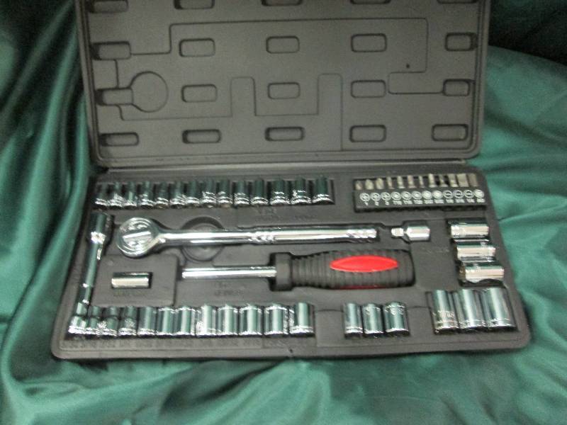 lot 33 image: Ultra tough ultra steel 54 piece 1...