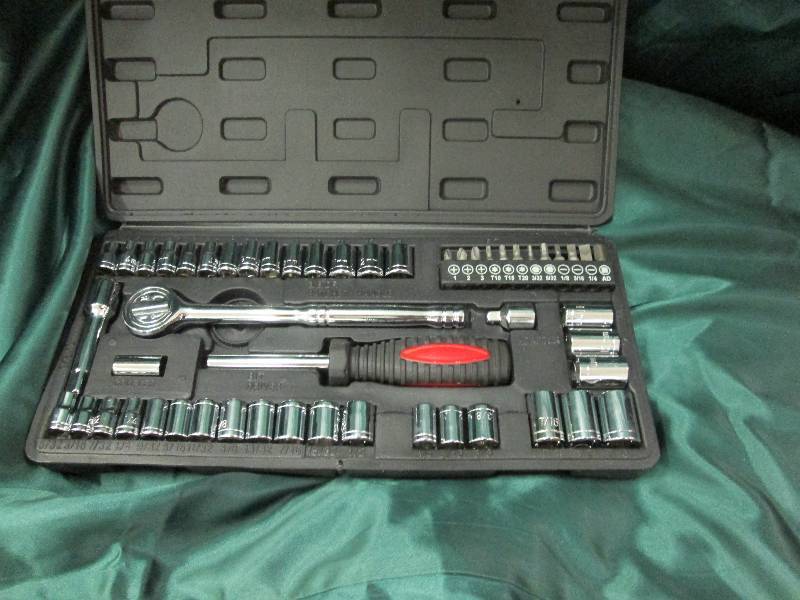lot 36 image: Ultra tough ultra steel 54 piece 1...