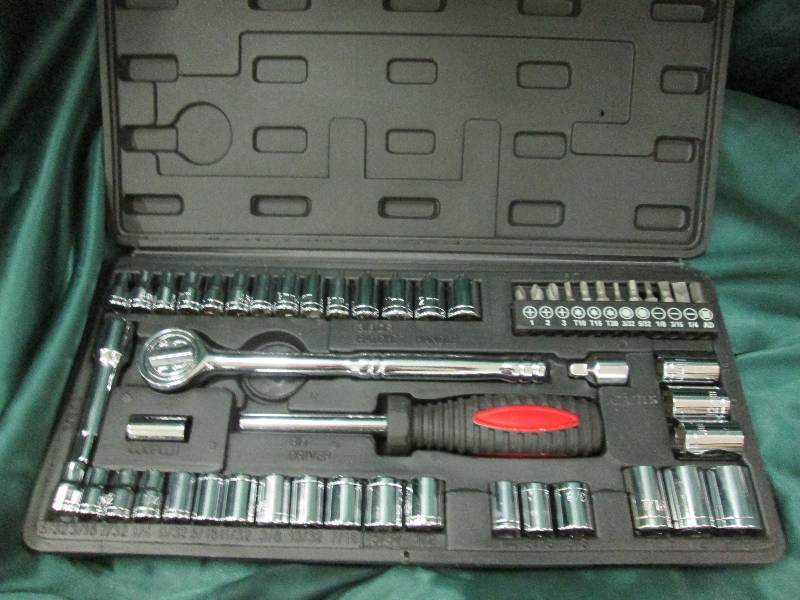 lot 41 image: Ultra tough ultra steel 54 piece 1...