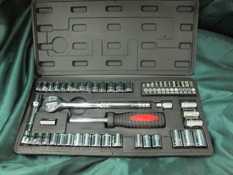lot 43 image: Ultra tough ultra steel 54 piece 1...