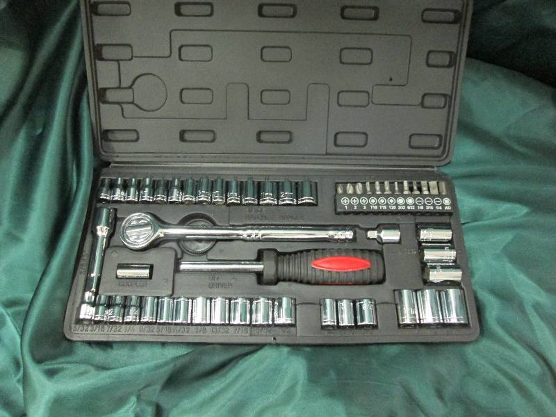 lot 44 image: Ultra tough ultra steel 54 piece 1...