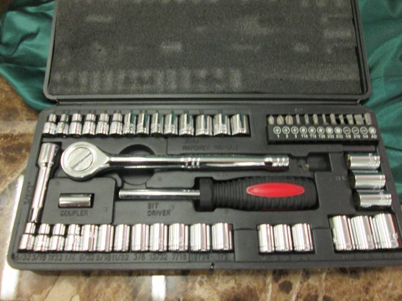 lot 55 image: Ultra tough ultra steel 54 piece 1...