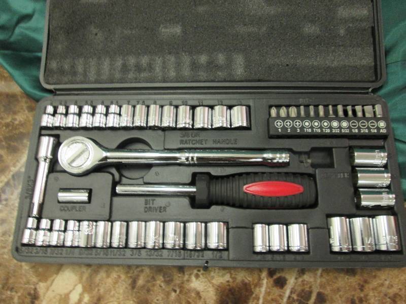 lot 56 image: Ultra tough ultra steel 54 piece 1...