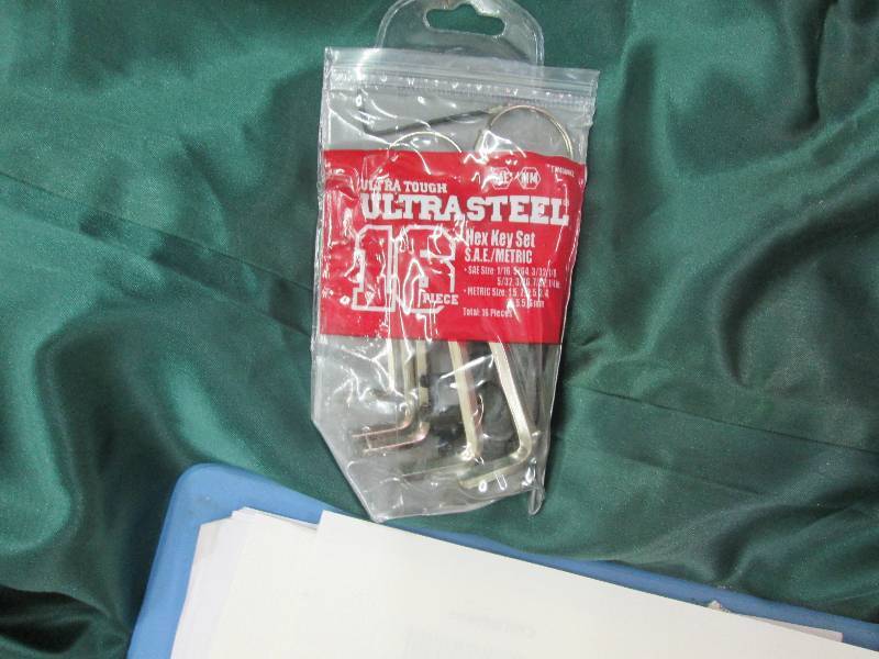 lot 64 image: Ultra tough ultra steel 16 piece he...
