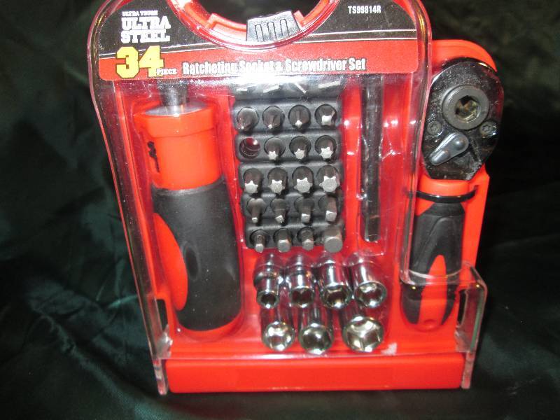 lot 77 image: Ultra tough ultra steel 34 pc. Ratc...