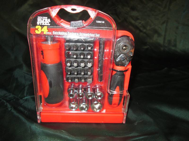 lot 75 image: Ultra tough ultra steel 34 pc. Ratc...