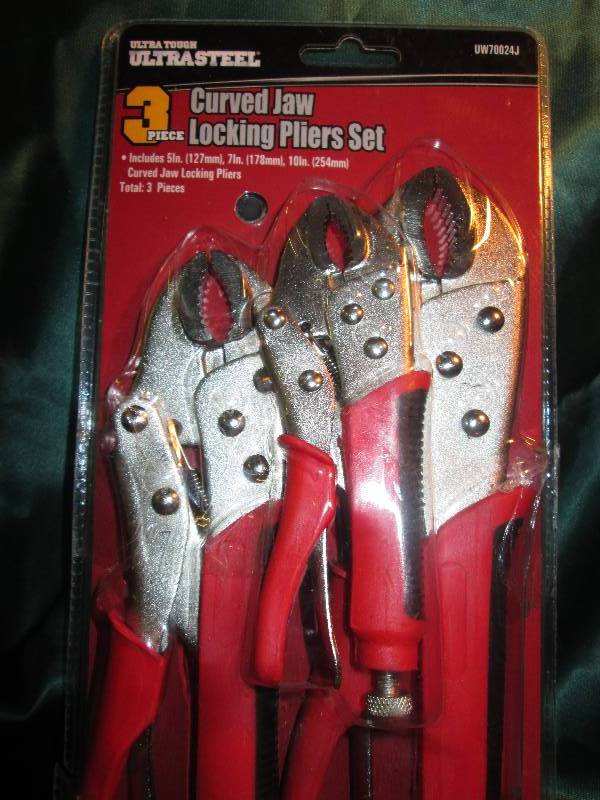 lot 87 image: Ultra tough ultra steel 3 pc.Curved...