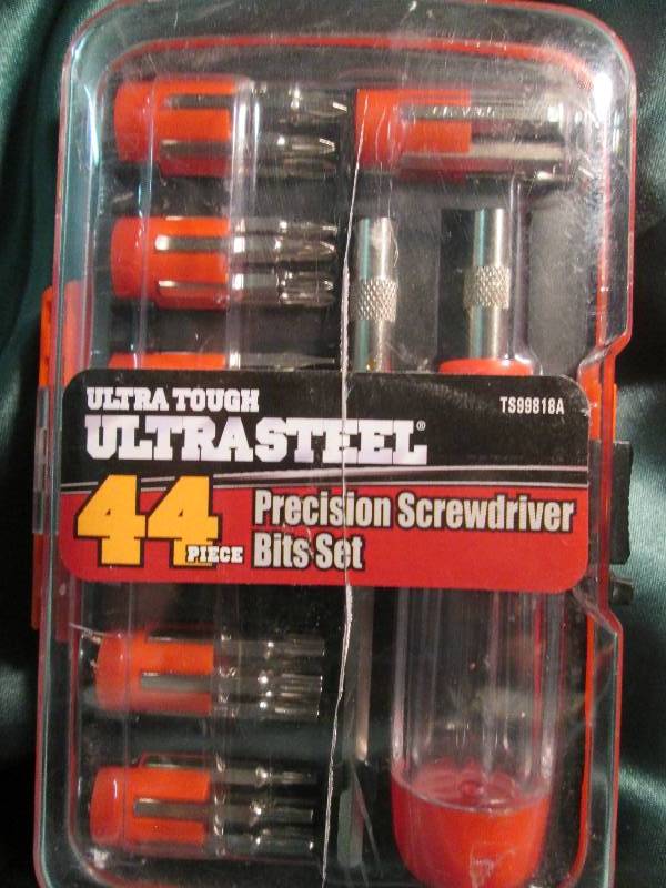 lot 91 image: Ultra tough ultra steel 44 pc. Prec...