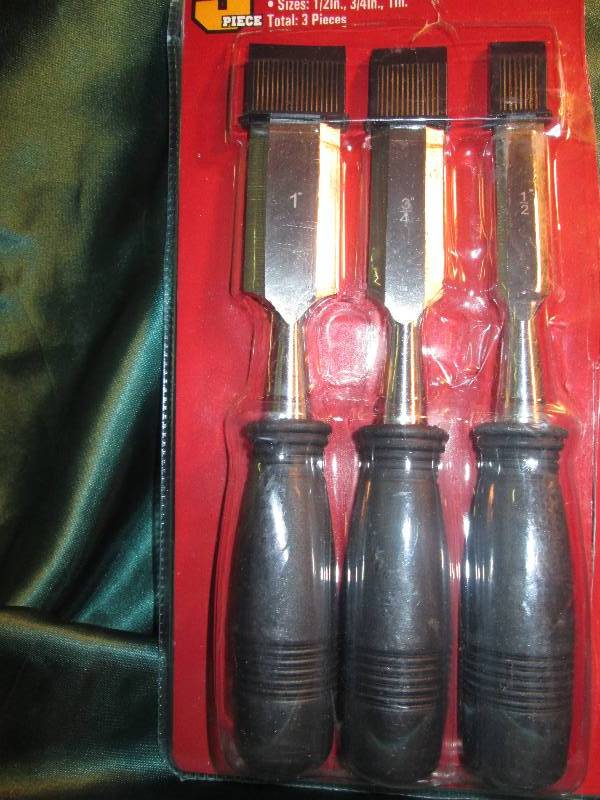 lot 100 image: Ultra tough ultra steel 3 pc. 8in. ...