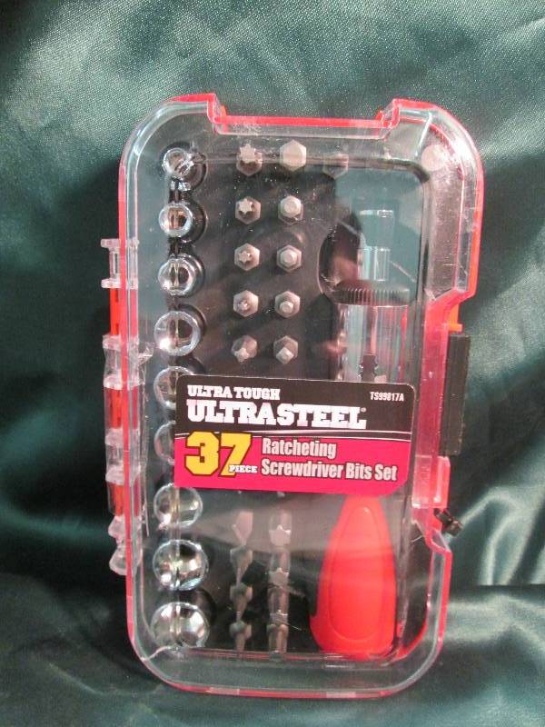 lot 130 image: Ultra tough ultra steel 37 pc. Ratc...