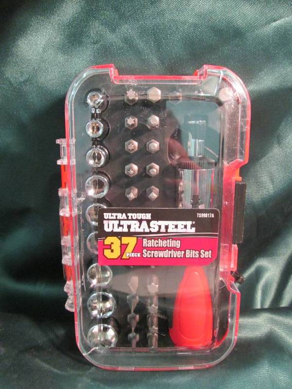 lot 133 image: Ultra tough ultra steel 37 pc. Ratc...