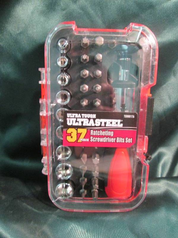 lot 137 image: Ultra tough ultra steel 37 pc. Ratc...