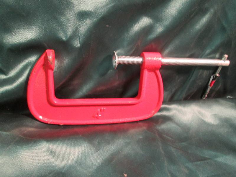 lot 183 image: Ultra tough ultra steel4 in. c clam...