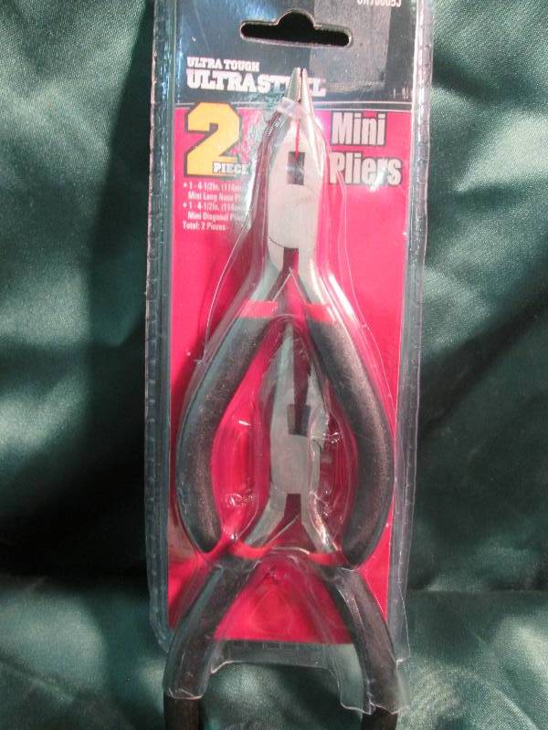 lot 188 image: Ultra tough ultra steel 2 pc. Mini ...