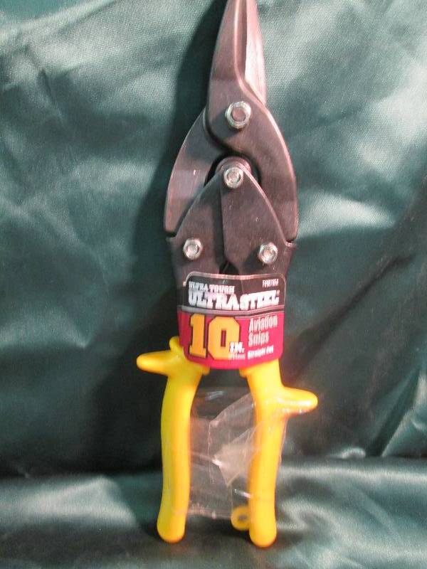 lot 223 image: Ultra tough ultra steel 10in. Aviat...