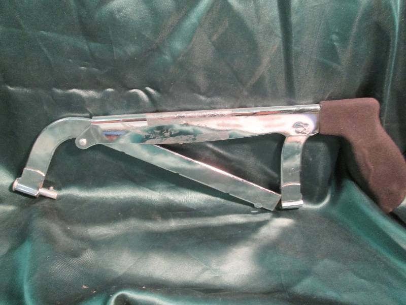 lot 252 image: Ultra tough ultra steel 12 in. Hack...