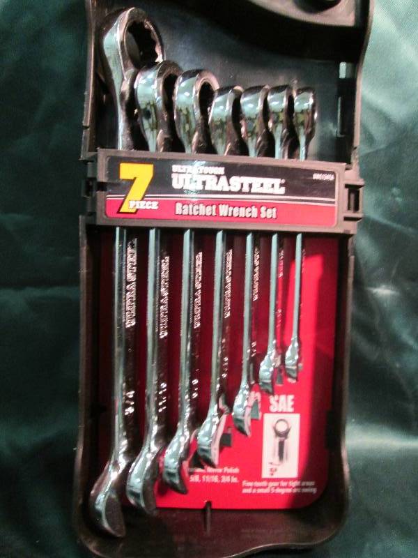 lot 264 image: Ultra tough ultra steel 7 pc. SAE R...