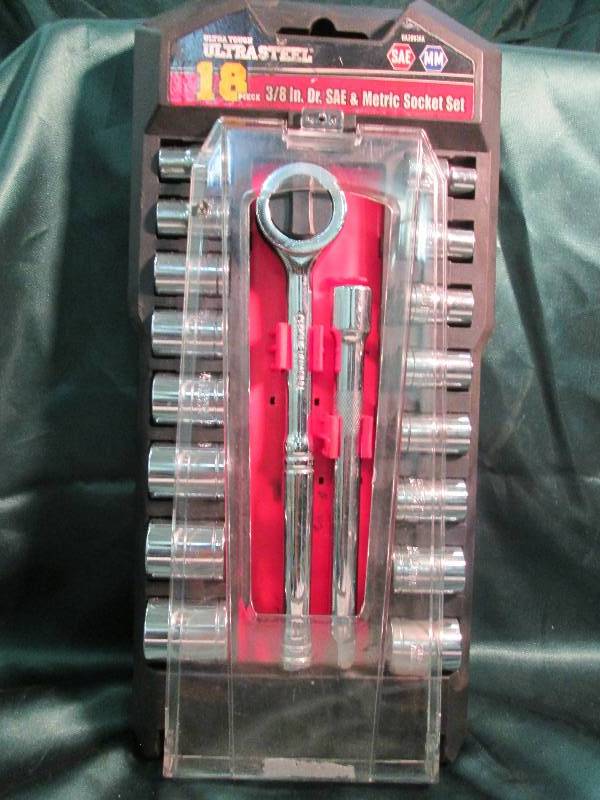 lot 275 image: Ultra tough ultra steel 18 pc. 38 ...