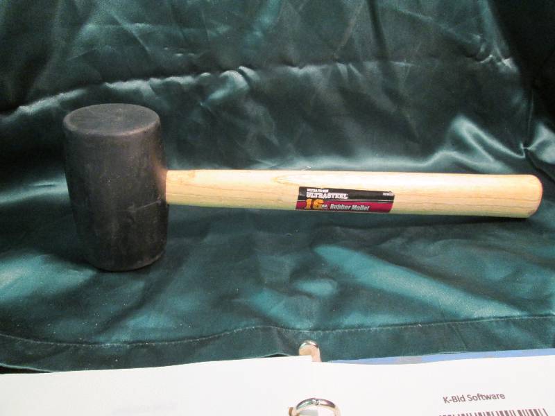 lot 287 image: Ultra tough ultra steel 16 0z. Rubb...