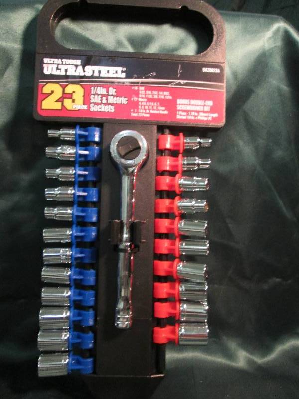 lot 297 image: Ultra tough ultra steel 23 pc. 14 ...