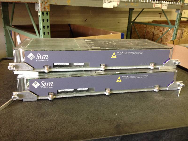 lot 19 image: Lot of (2) Sun Microsystems CPU Mem...