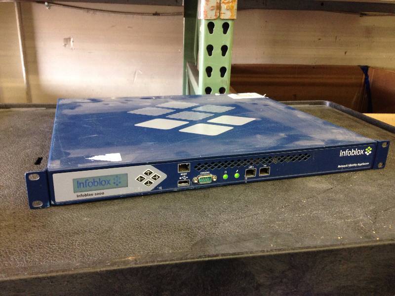 lot 23 image: Infoblox 1000 Network Identity Appl...