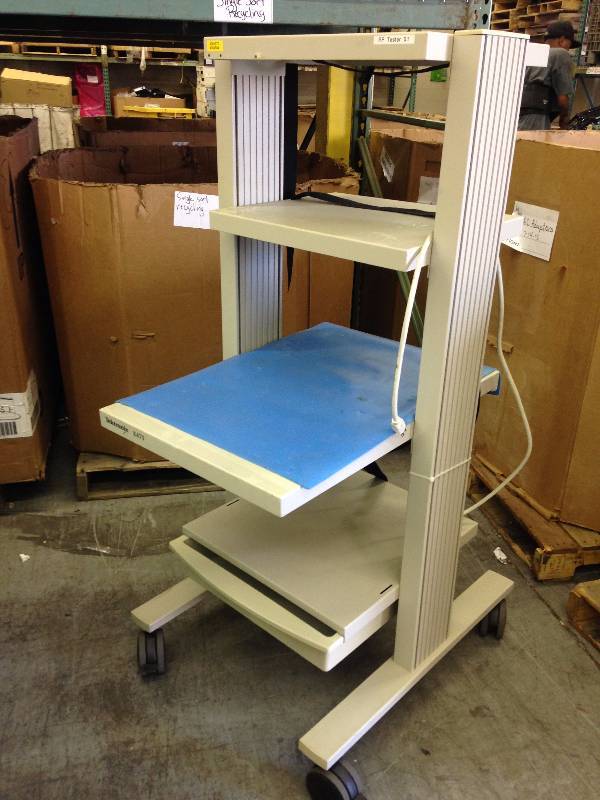 lot 37 image: MedicalElectronic Shelving Storage...