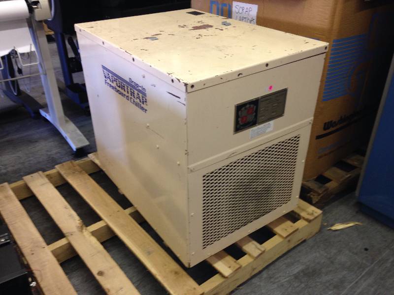 lot 42 image: Baron Blakeslee Drop-In Vaportrap F...