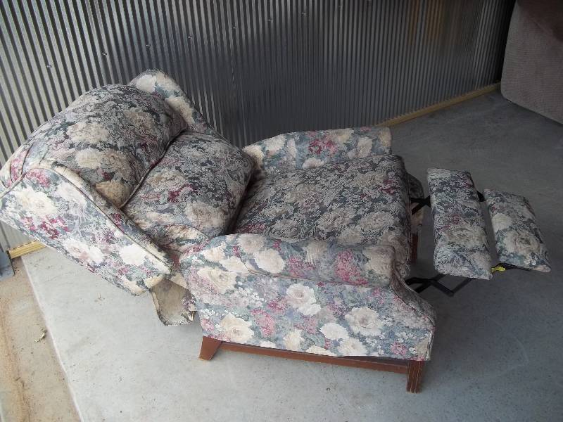 Reclining Chair