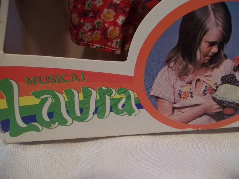 Musical Laura Doll
