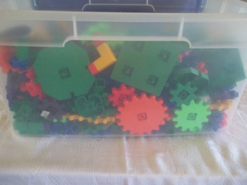 Cogs and Sprocket Play Set