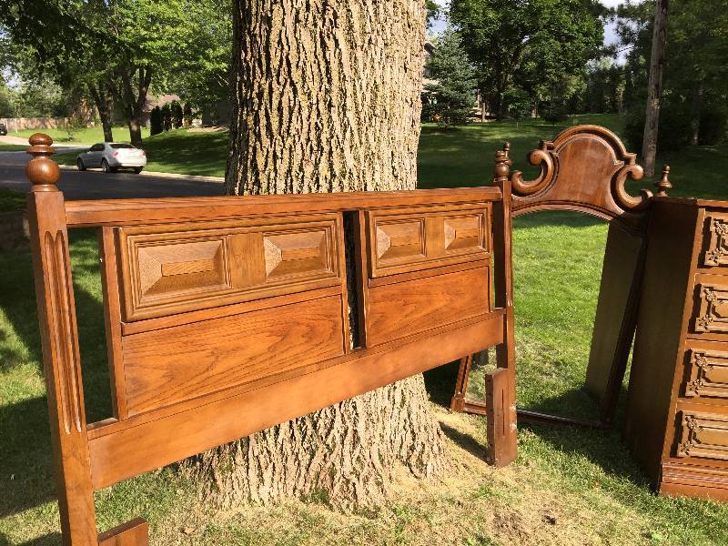lot 39 image: Brutalist style Bedroom set mid century modern