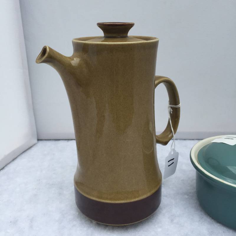 Ecko Stoneware teapot.  Canoe pattern. Made in Japan . Hall #65 Covered Dish.  Made in USA.  No chips or cracks.