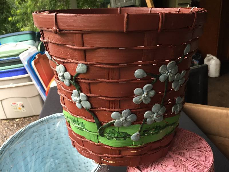 Vintage Lot of four baskets. Vintage with hand painted designs